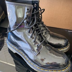Patent leather black 1460 dr martens w size 9